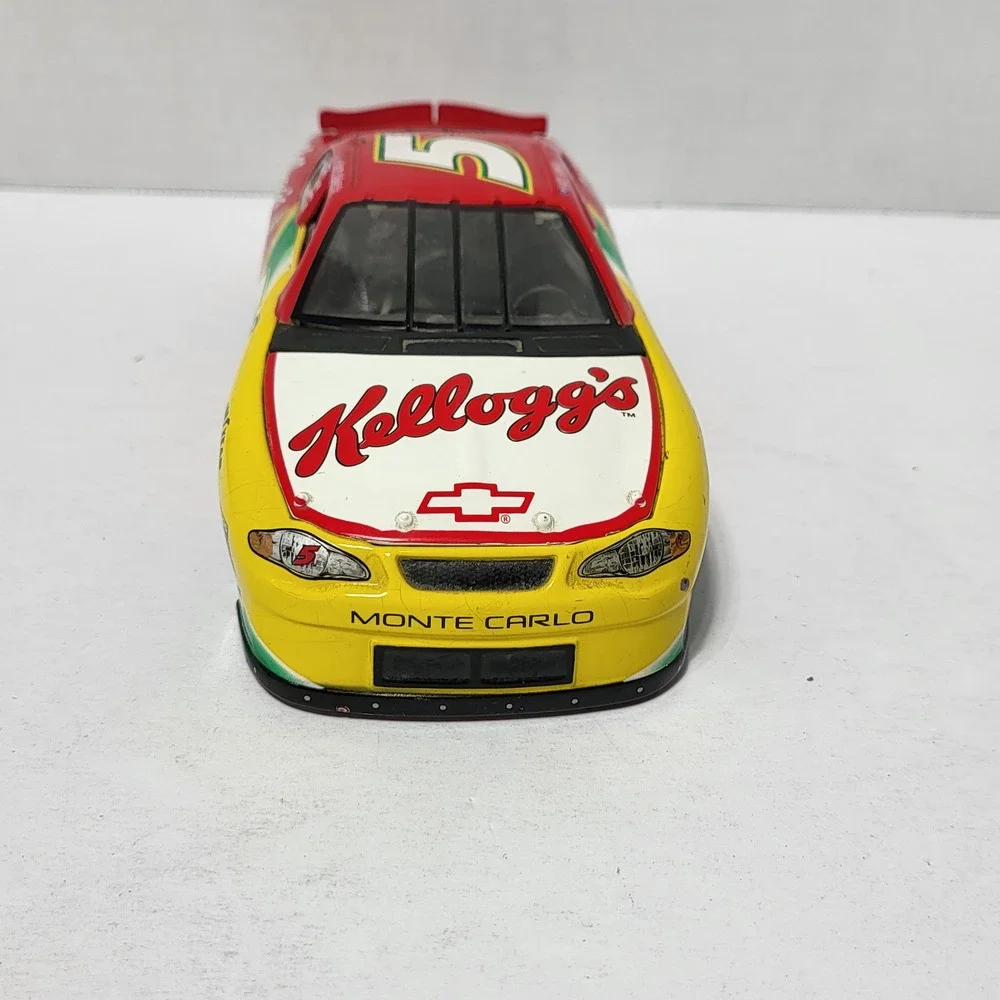 Racing Champions Terry Labonte Kelloggs 2000 Chevrolet Monte Carlo 1:24 Diecast